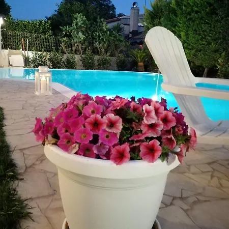 Comfortable In Ragusa With Pool Trecasuzze